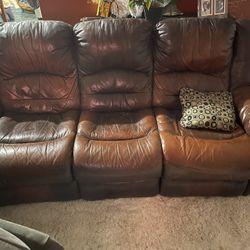 Couch W Recliners