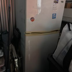 Fridge