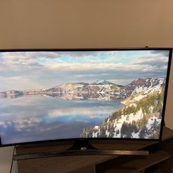 Samsung 48 inch 4k 120 hz 4hdmi port tv