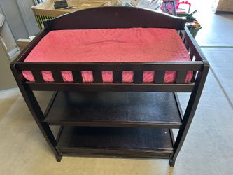 Delta Changing Table