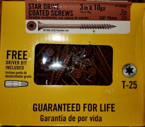DECKMATE star drive coated 3 inch screws.
