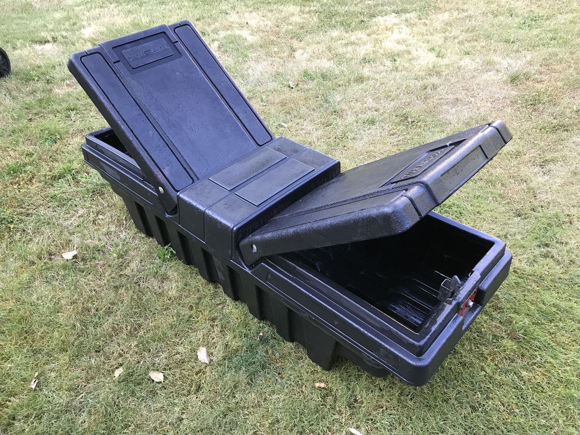 TRUCK BED TUFF BOX TOOL BOX (No Key) $35 OBO