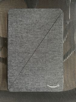 Amazon fire HD 10 11th generation with slim protective case