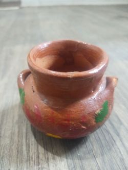 Ceramic glazed pot