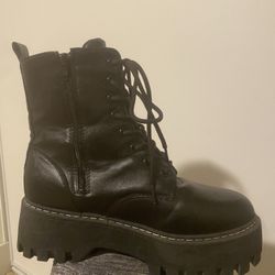 shorter heel combat boot??? bro im not a shoe expert idfk