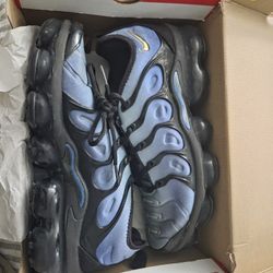Nike Air VaporMax Plus
Hyper Blue Size 8 Mens