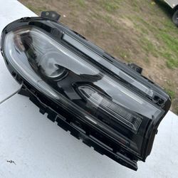 Dodge Charger Passenger Headlight New Xenon Hid 2015-2021