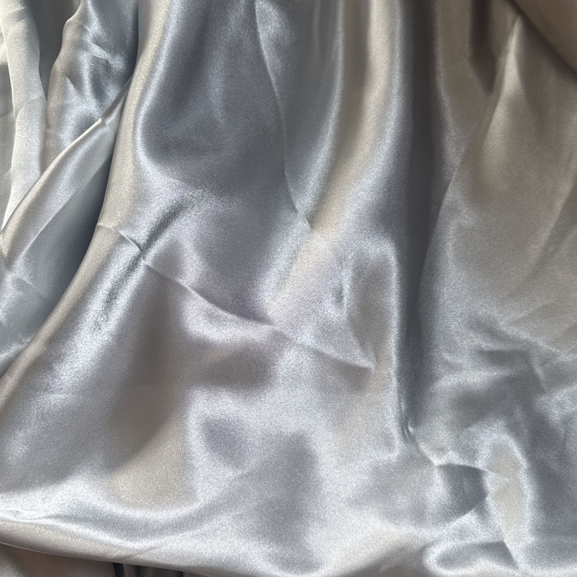 38 Round Satin Table Cloth Gray/Silver (108inch) Great For Parties!!