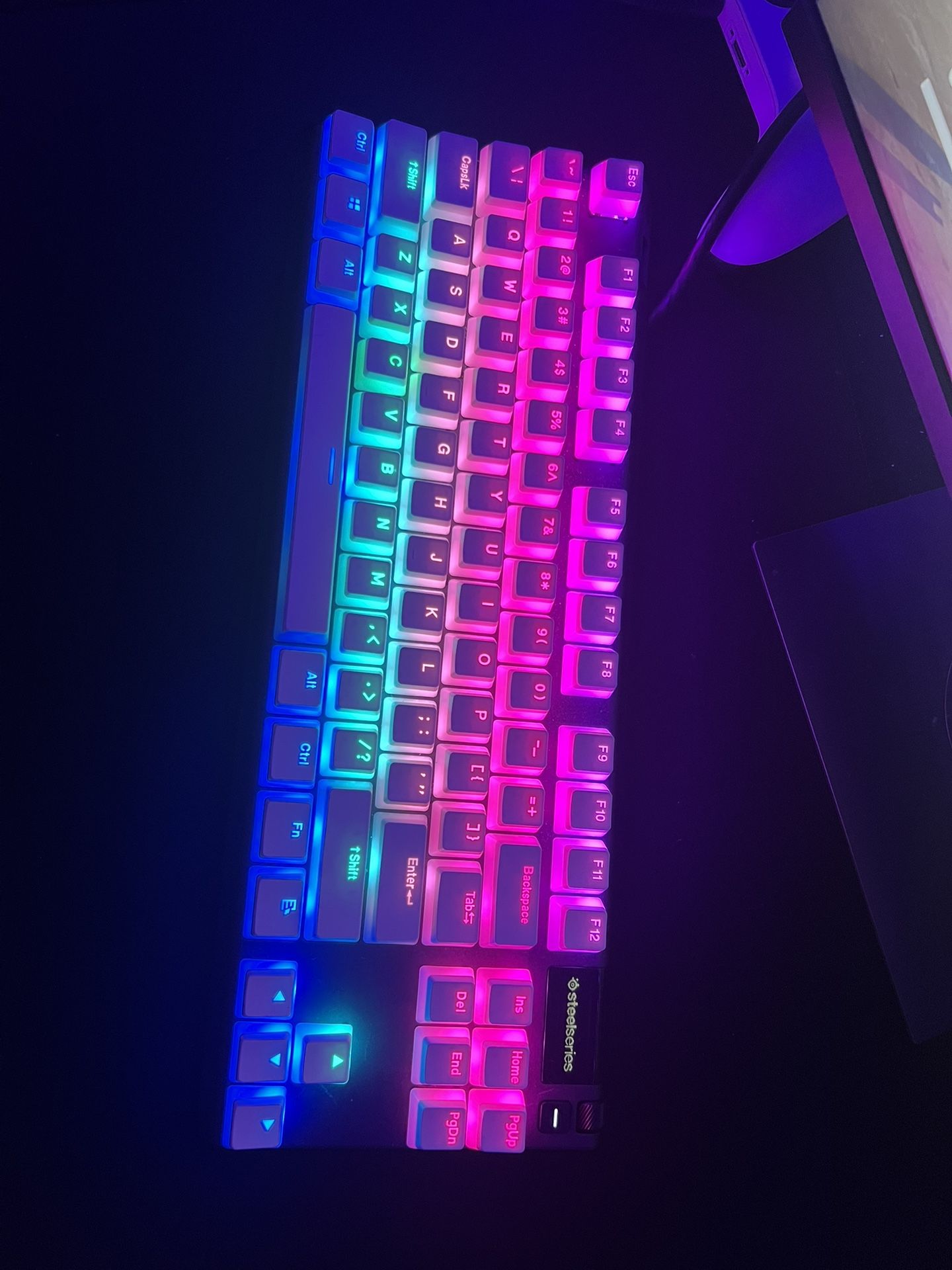 Apex Pro Tkl Gaming Keyboard