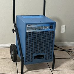 PROFESSIONAL DEHUMIDIFIER 