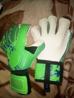 All kind of sports gloves