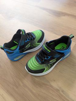 Skechers Kids Sneakers boys size 13