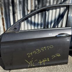 2016 Honda Accord Sedan left front door