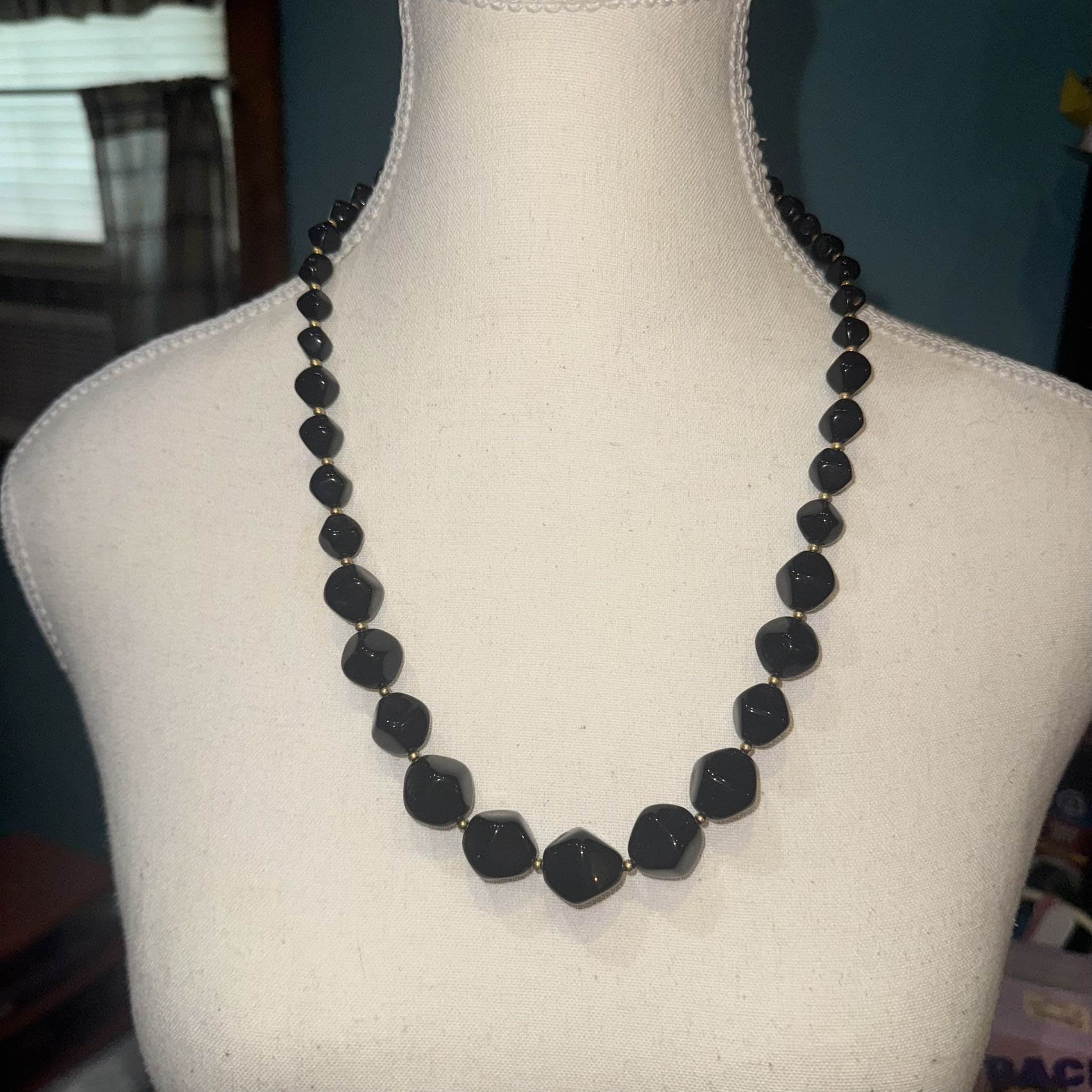 Vintage Avon Modern Art Necklace