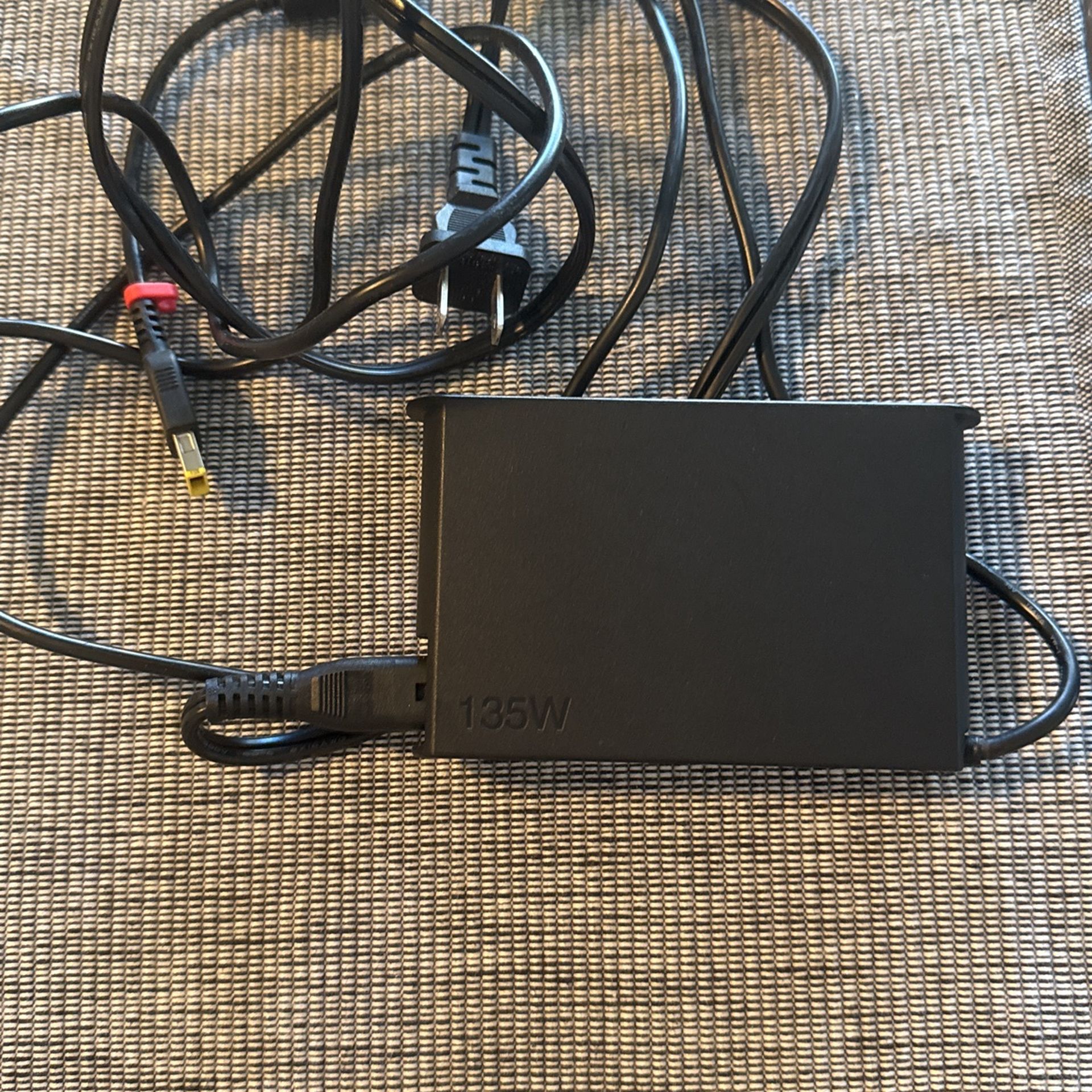 Lenovo 135w Power Supply Charger