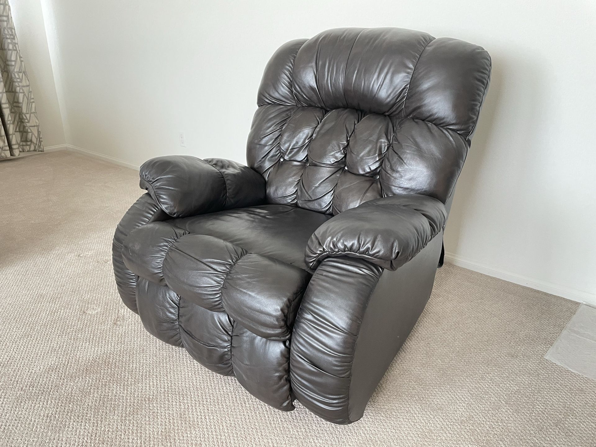 Recliner Chair