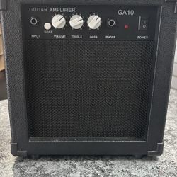 Guitar Amp GA10