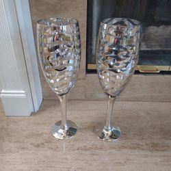 Silver Vase Cups