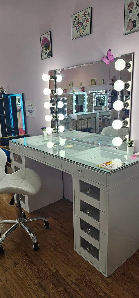 White Vanity Table (Brand New)