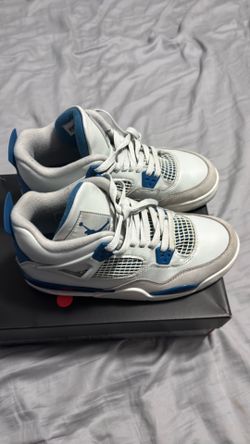 Jordan 4 military blue size 6.5