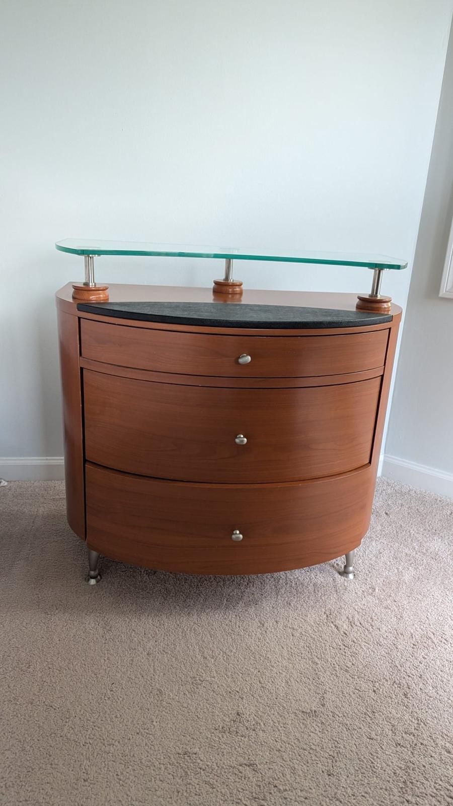 Dresser, Mirror And 2 Night Stands..