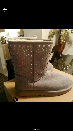 uggs size 10