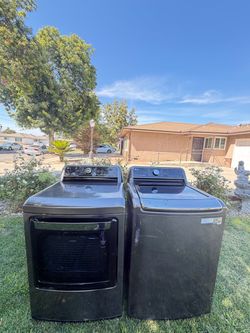 Beautiful LG washer and dryer set works great 600 $$$$$…free delivery, Fresno Clovis area