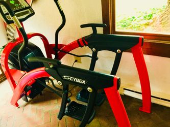 Cyber ArcTrainer Elliptical Red - Gym institutional quality - heart rate monitor