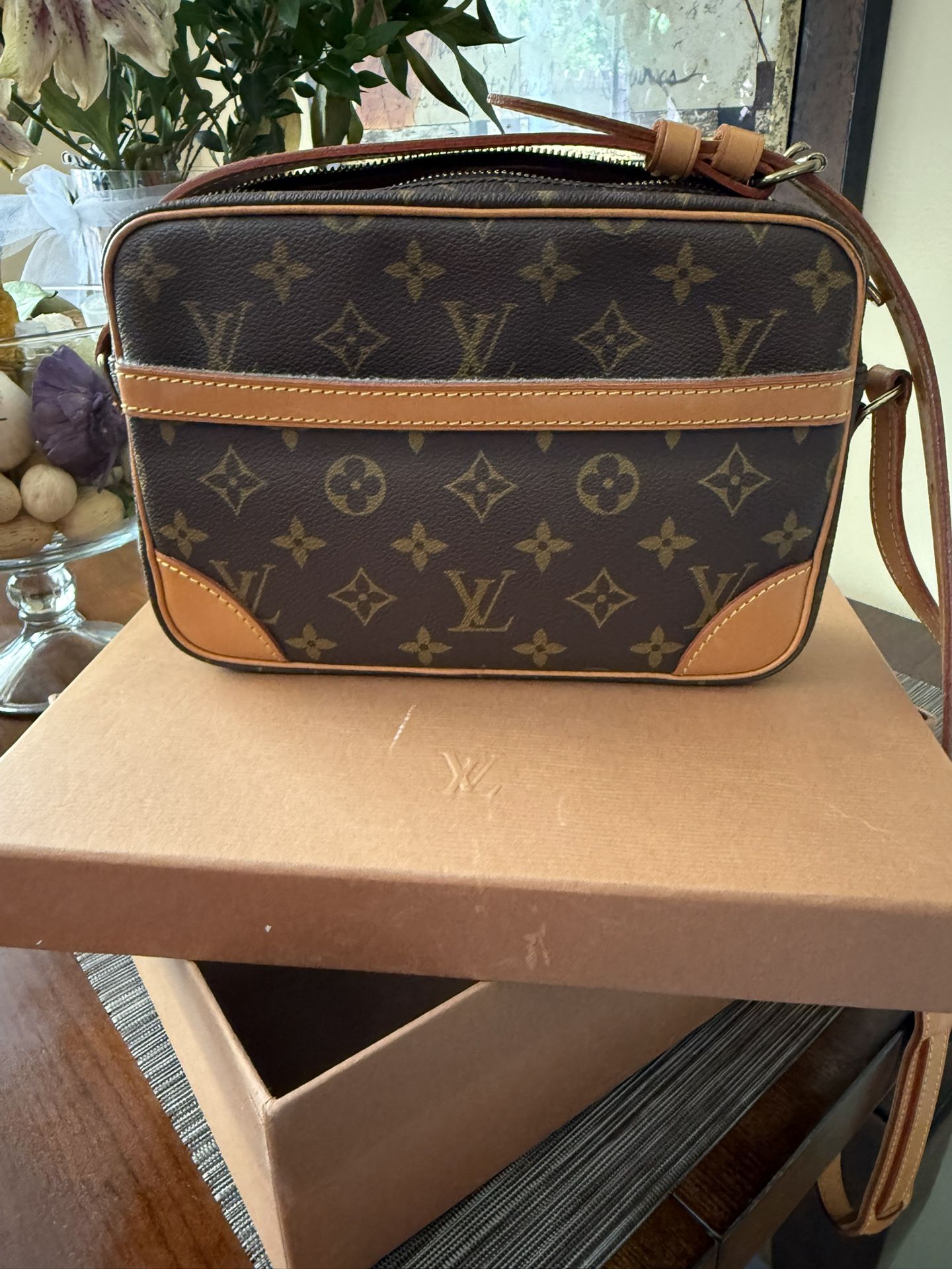 Louis Vuitton Trocadero 23