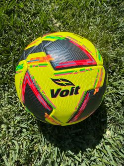 Voit Morph Soccer Ball, Liga MX Clausura 2025, Size 5, FIFA Quality Certified, Thermo-Bonded, Semi-Professional Soccer Leagues Voit