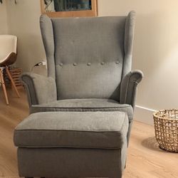Arm Chair And Ottoman 