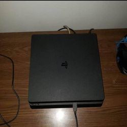 PS4 Cords/Controller