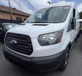 2017 Ford Transit 250 Van