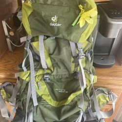 Deuter Women’s Backpacking Pack