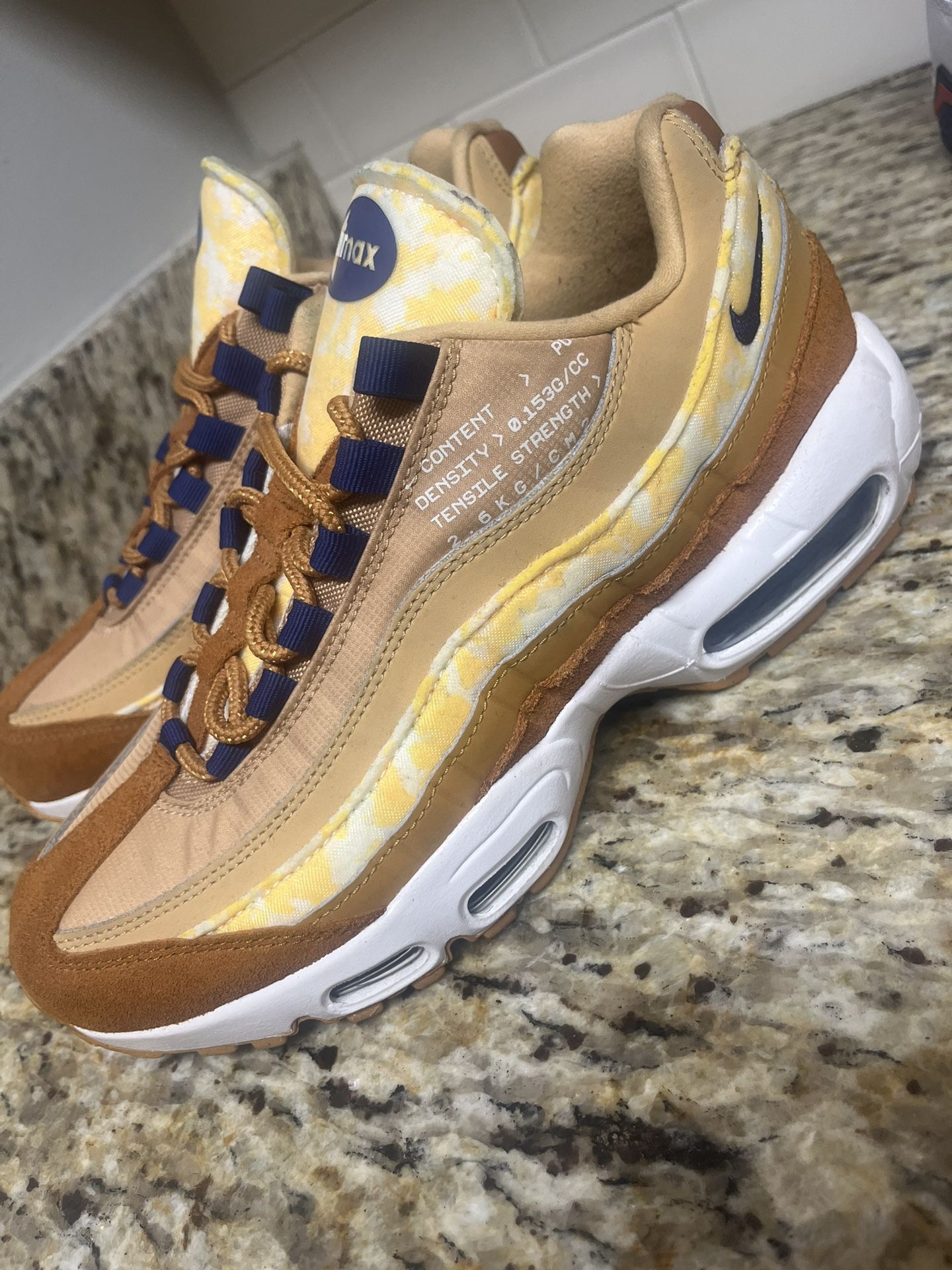 Nike Air max  95 SE Twine Athletic Running Shoes