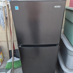 Danby Refrigerator 