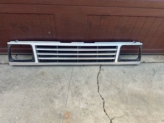 1987 Mitsubishi mighty max grill