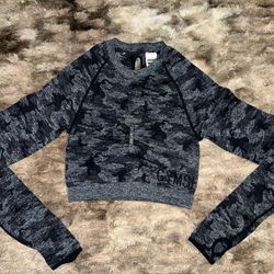 Gymshark - Dark Camo Cropped Top 