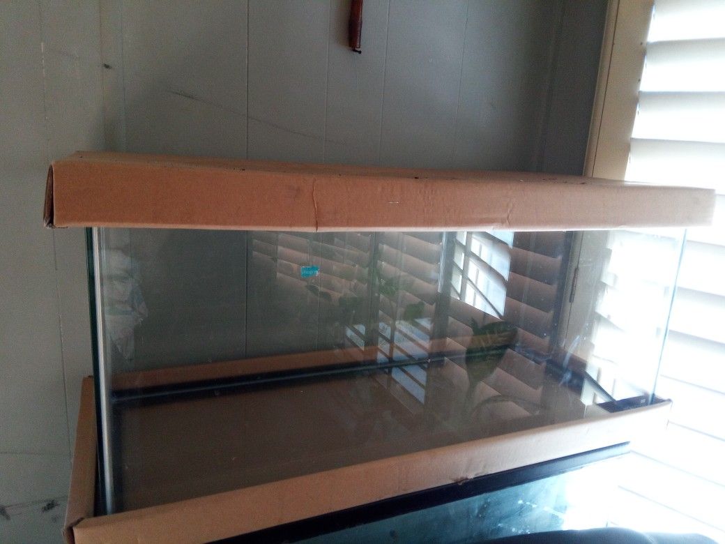 30"x14.5"x12" Brand New $40 Firm