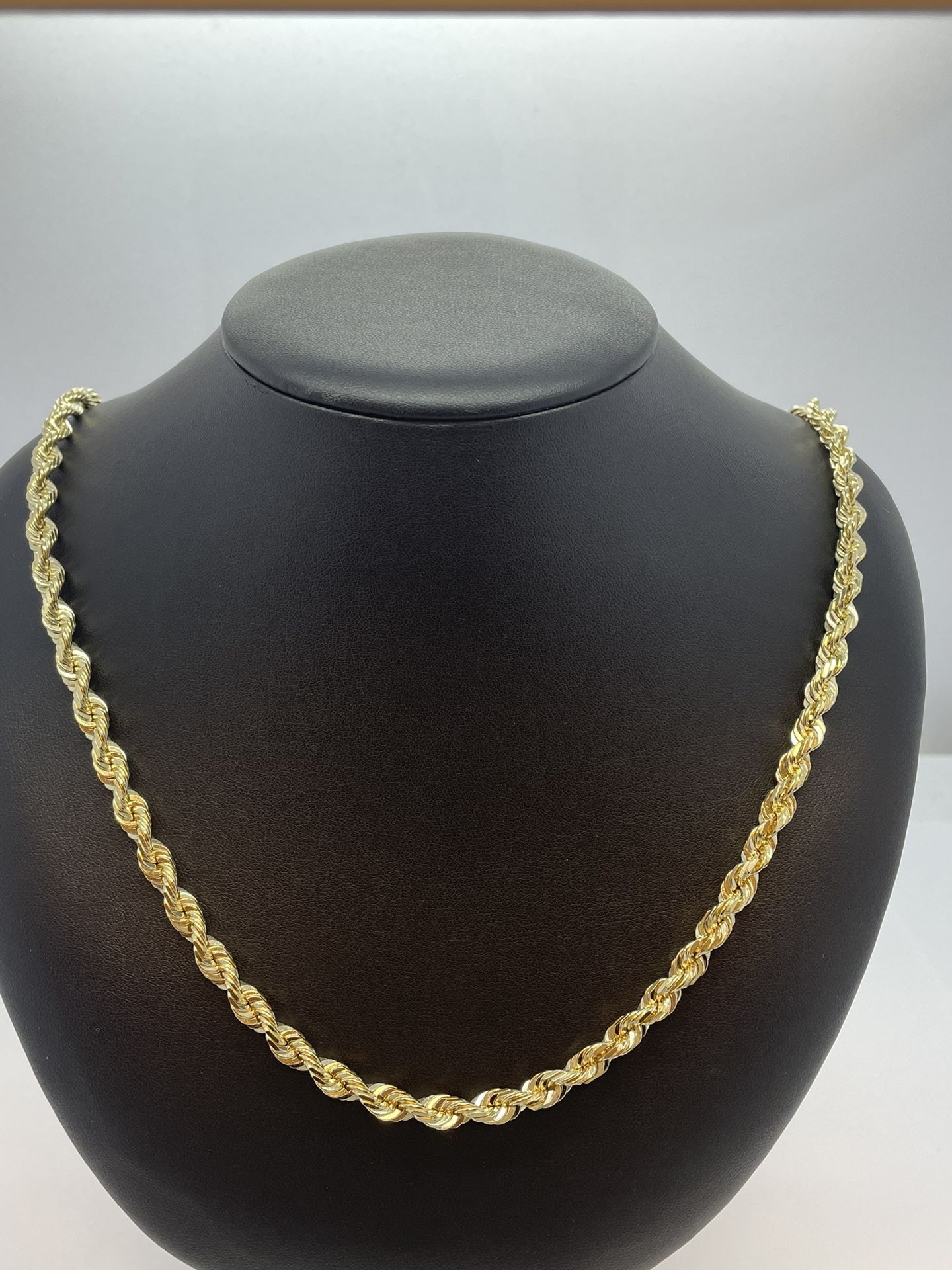 14k Gold Rope Chain. New