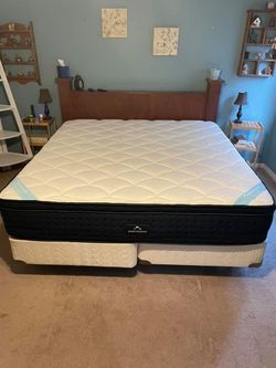 The DreamCloud Premier, King, Like New, Excellent Condition