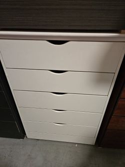 Five Drawers Dresser