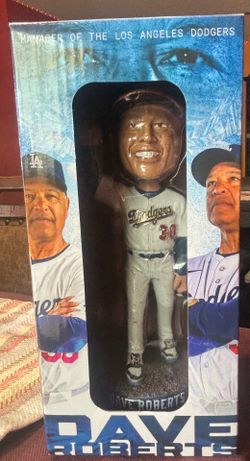 Dave Roberts dodgers bobblehead