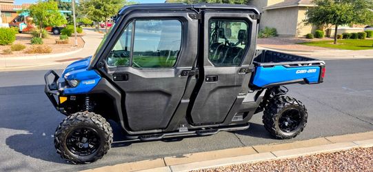 Can-Am Defender 2021