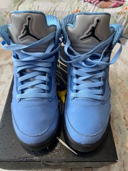 Jordan 5 unc