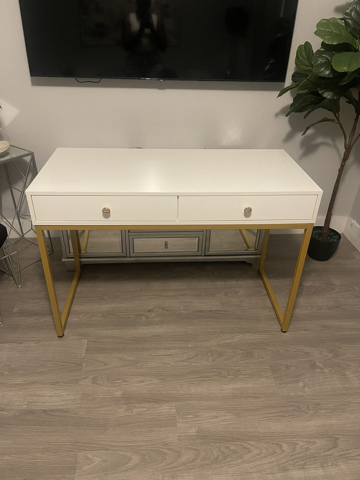 White Gold Desk