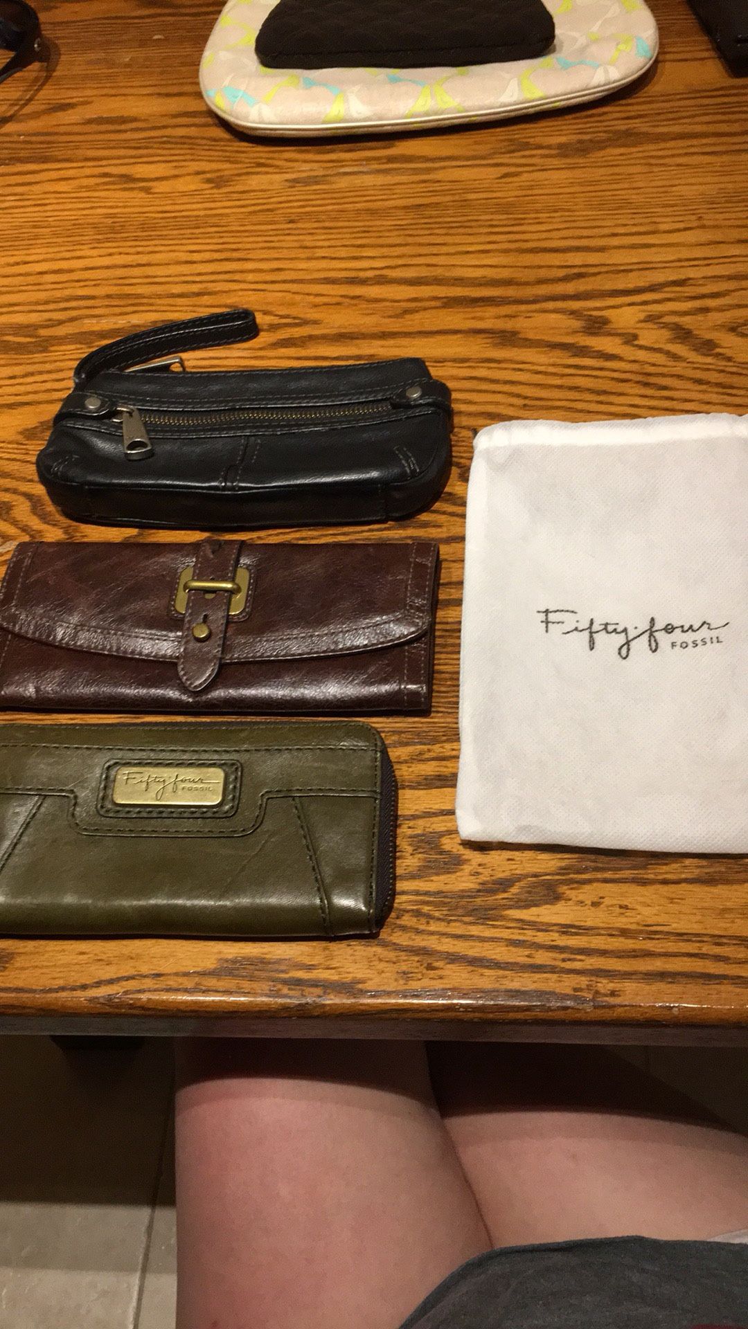 Fossil Fifty Four genuine leather wallets