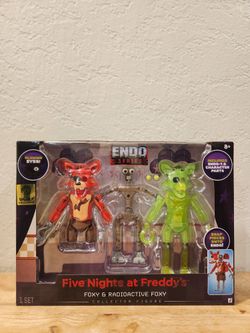 Five Nights At Freddy's Endo Series Classic Foxy And Radioactive Foxy 2pk