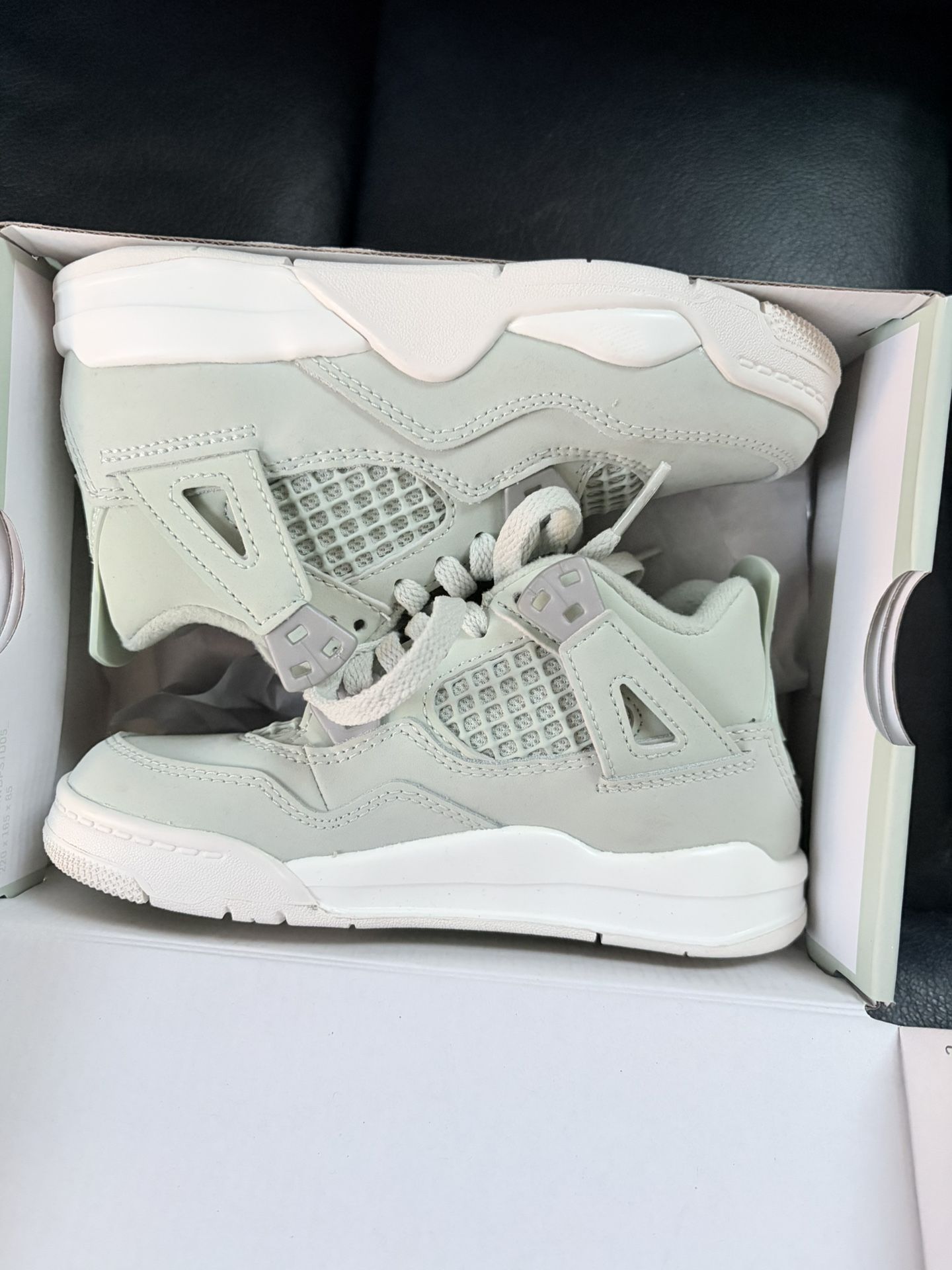 Kids Jordan Retro 4s