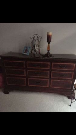 Dresser